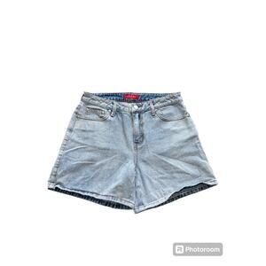 GUESS? Jean High Rise Blue Jean Shorts Embroidered Roses Size 26
